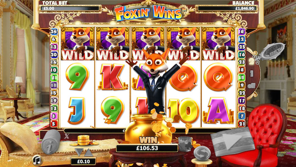 Foxin Wins features two random bonus games